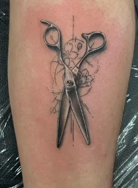 Schere mit Blume Fineline Black & Grey Tattoo - Tattoostudio Oberhausen