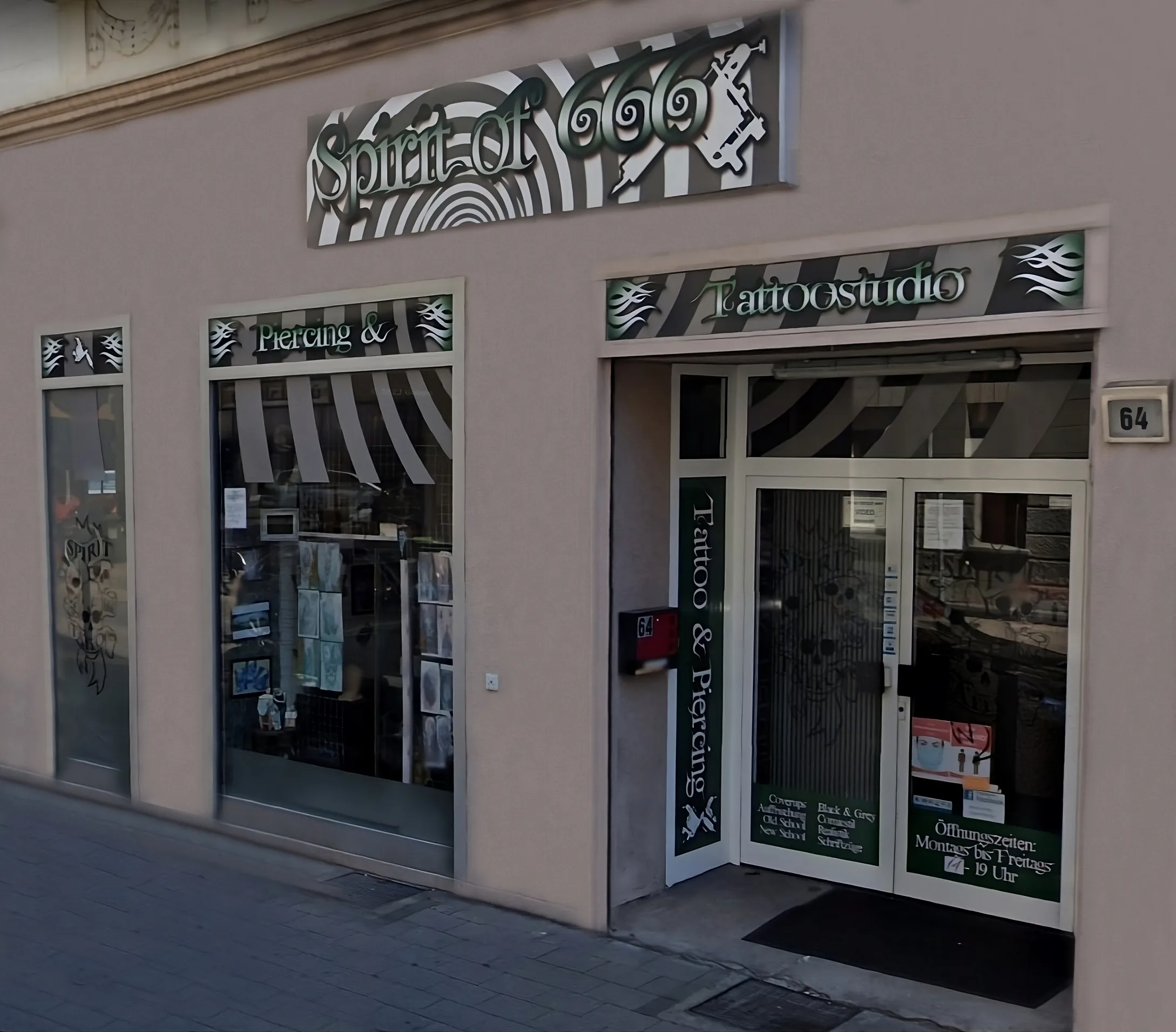 Außenansicht des Spirit of 666 Tattoostudios in Oberhausen, Düppelstraße 64