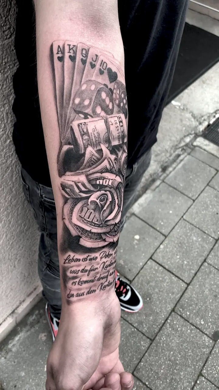 Video: Spielkarten Würfel Rose Black & Grey Tattoo - Spirit of 666 Oberhausen