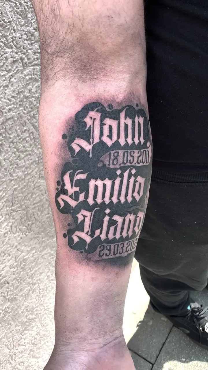 Video: Namen-Schriftzug Lettering Tattoo - Spirit of 666 Oberhausen